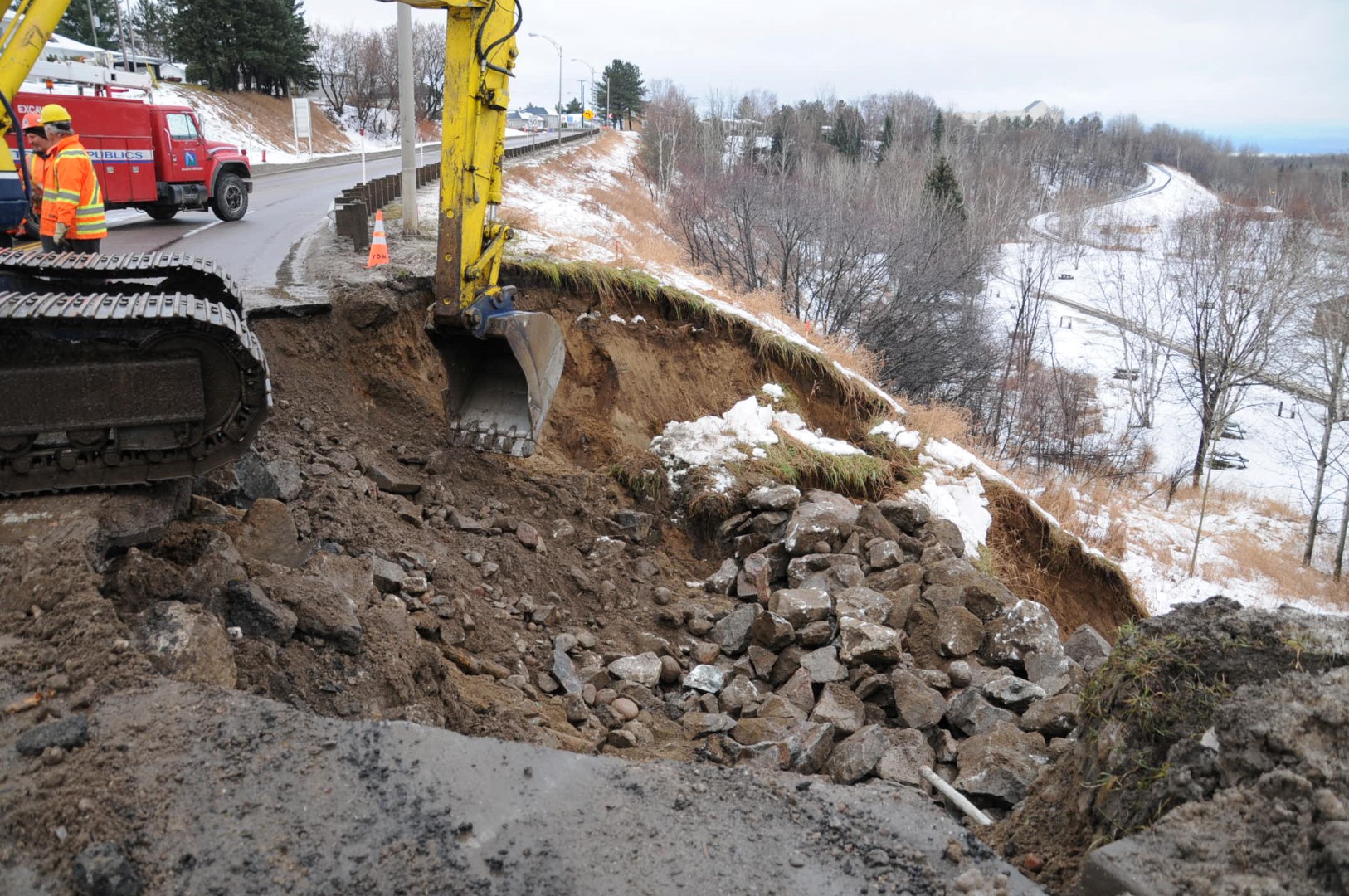 Glissement de terrain sur le boulevard Panoramique SaguenayLacSt