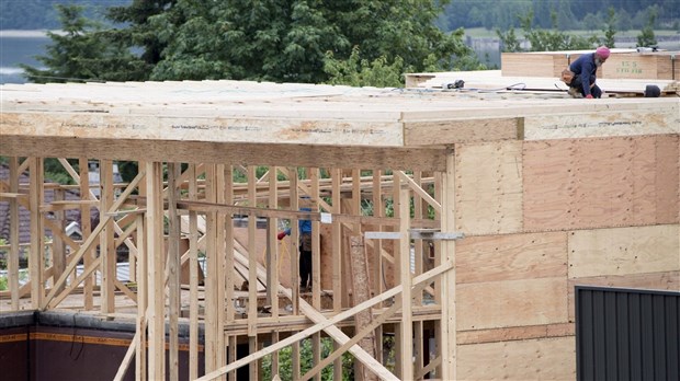 La SCHL a des projets en cours pour aider à construire des logements plus écologiques
