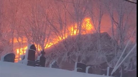 A Rigaud business goes up in flames 