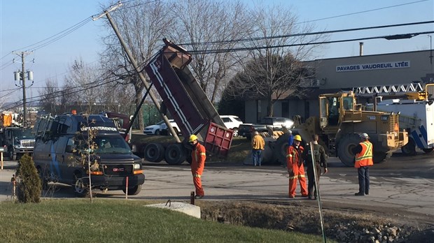 Deux accidents dangereux à Vaudreuil-Dorion sur Montée Labossière