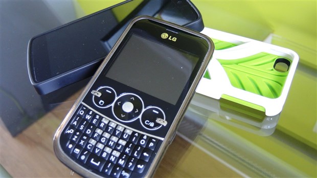 Plusieurs téléphones cellulaires dérobés dans des boutiques du secteur