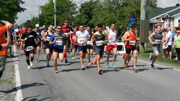 Plus de 1000 participants ont pris le départ du 9e défi Tri-O-Lacs à Coteau-du-Lac