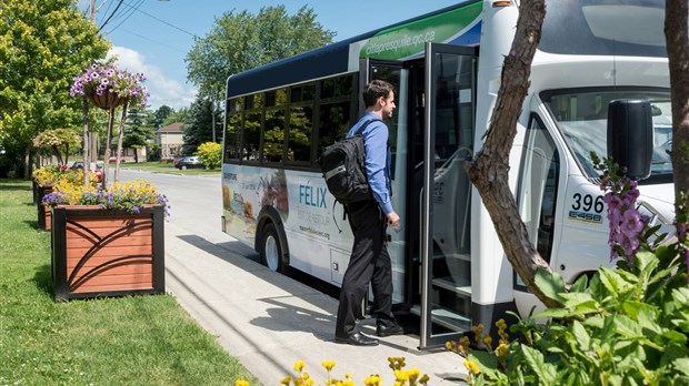 Lancement d’OPUS en ligne : acheter des titres de transport à partir de son ordinateur!