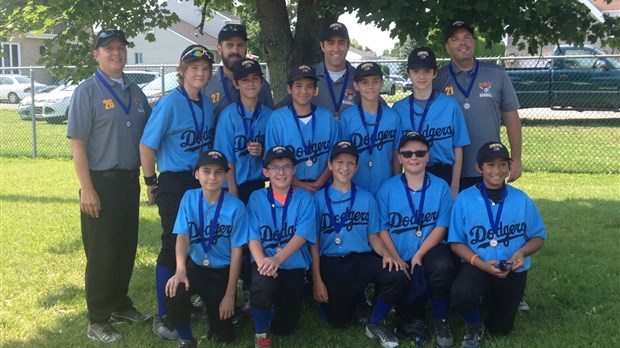 Les Dodgers de la Presqu’île rentrent à la maison avec le bronze au cou