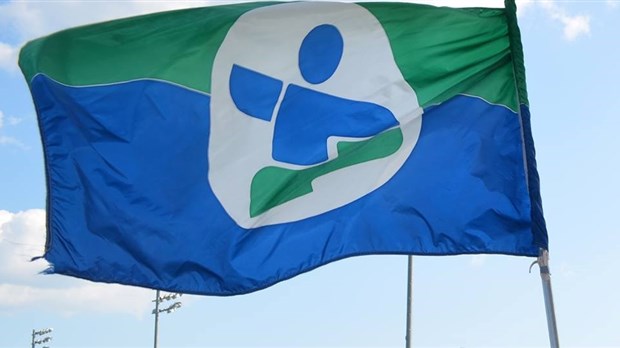 Finale des Jeux du Québec hiver 2017 : signature de l’entente officielle entre Sports Québec et Alma