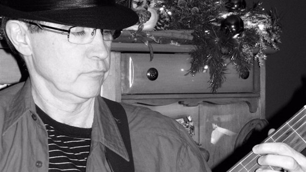 Les classiques de Noël revisités à la guitare par Michel Morissette 