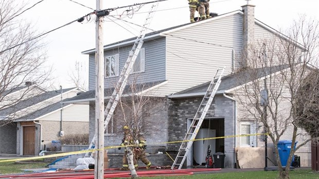Incendie dans un garage de Vaudreuil-Dorion