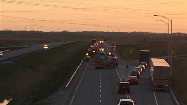 Deux morts dans un accident l'autoroute 30 ouest, direction Vaudreuil