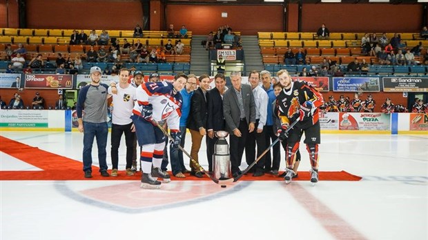 Les Mustangs perdent leur premier match