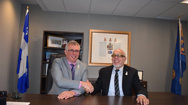 Patrick Bousez est officiellement préfet de la MRC de Vaudreuil-Soulanges