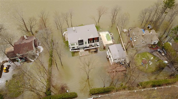 DOSSIER INONDATIONS : La force de la nature en images