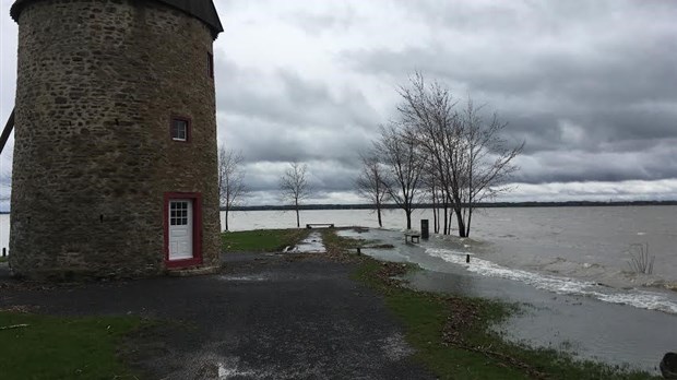 DOSSIER INONDATIONS : Plus de peur que de mal à la Pointe-du-Moulin