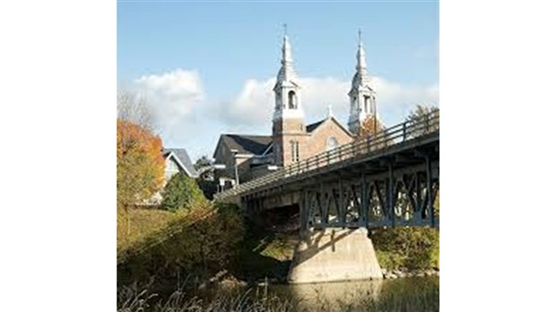 Fermeture complète du pont Rigaud-De Cavagnal, sur la route 342