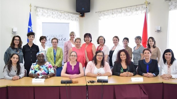 Des femmes inspirantes s'initient à la vie politique à NDIP