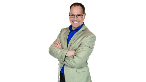  Élections municipales : De citoyen engagé à conseiller municipal, Martin Couture pose sa candidature