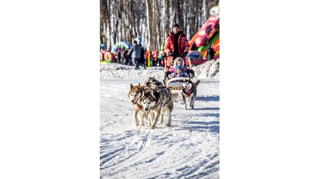 Profitez de l'hiver en famille à Saint-Zotique avec la Festiglace