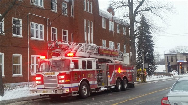 DERNIÈRE HEURE : intervention du Service de sécurité incendie au Multi-Centre Saint-Charles