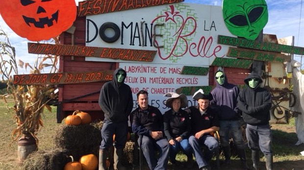 La Belle de Coteau-du-Lac présente le  FESTIVHALLOWEEN