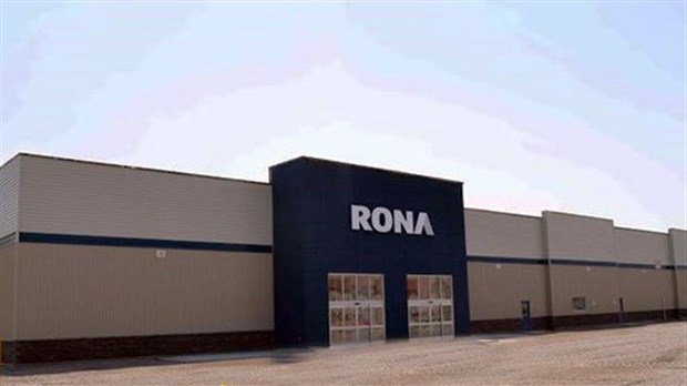 RONA ferme neuf de ses magasins