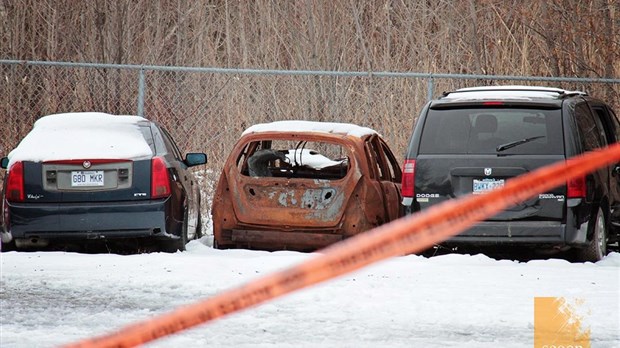 Un véhicule volé est incendié à Rivière-Beaudette