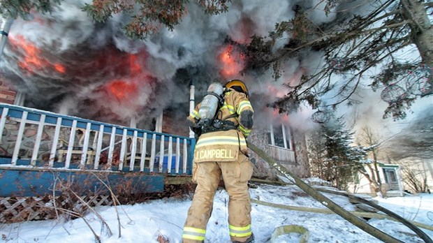 Une résidence de Saint-Lazare est ravagée par les flammes