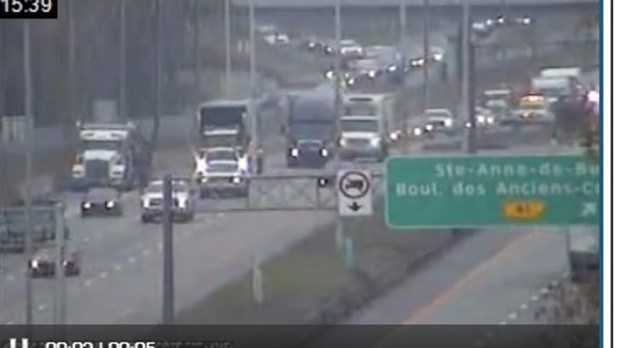 Novembre 2018 : déversement, destruction de dossiers et opération policière ont attiré l'attention