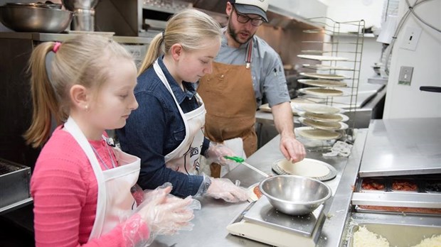 Près de 300 personnes ont brunché pour la Maison de la Famille