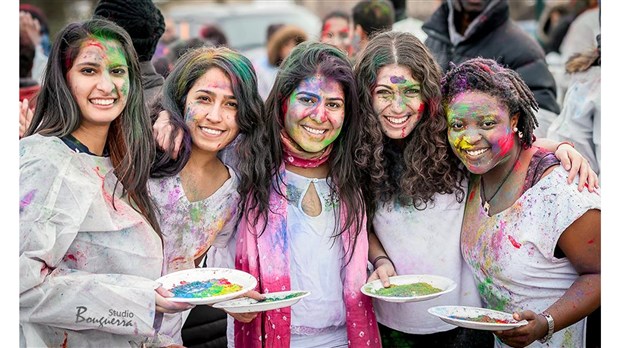 Découvrez la richesse de la culture indienne à la fête des couleurs Holi Hai 4.0