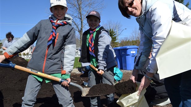Notre-Dame-de-l'Île-Perrot souligne le Jour de la Terre en posant des gestes concrets 
