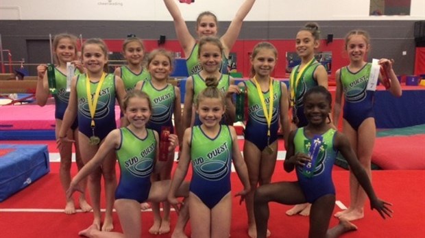 Gymnastique : 14 athlètes de la région en compétition à Chicoutimi