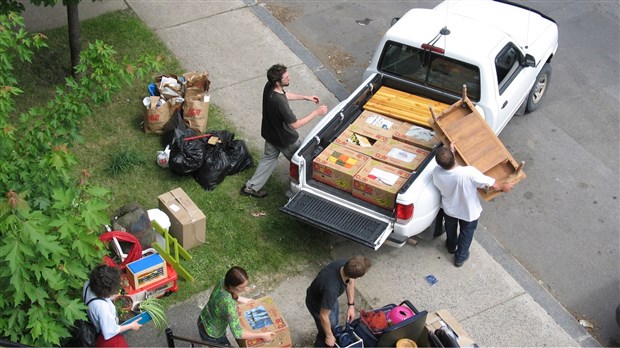 Deux jeunes Québécois réinventent la pénible tâche des changements d’adresse   