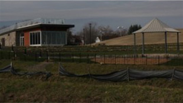 Le conseil municipal de Notre-Dame-de-l'Ïle-Perrot s'invite au parc des Éperviers 