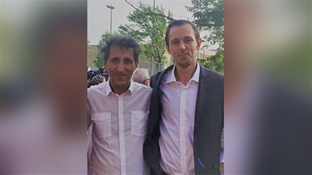 Amir Khadir et Igor Erchov viennent à la rencontre des citoyens du comté de Vaudreuil