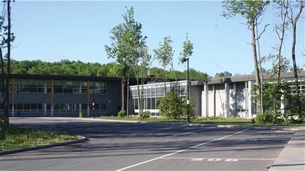 L'École secondaire du Chêne-Bleu toujours classée en première position