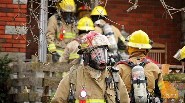 Incendie à Coteau-du-Lac : circulation au ralenti sur la route 201
