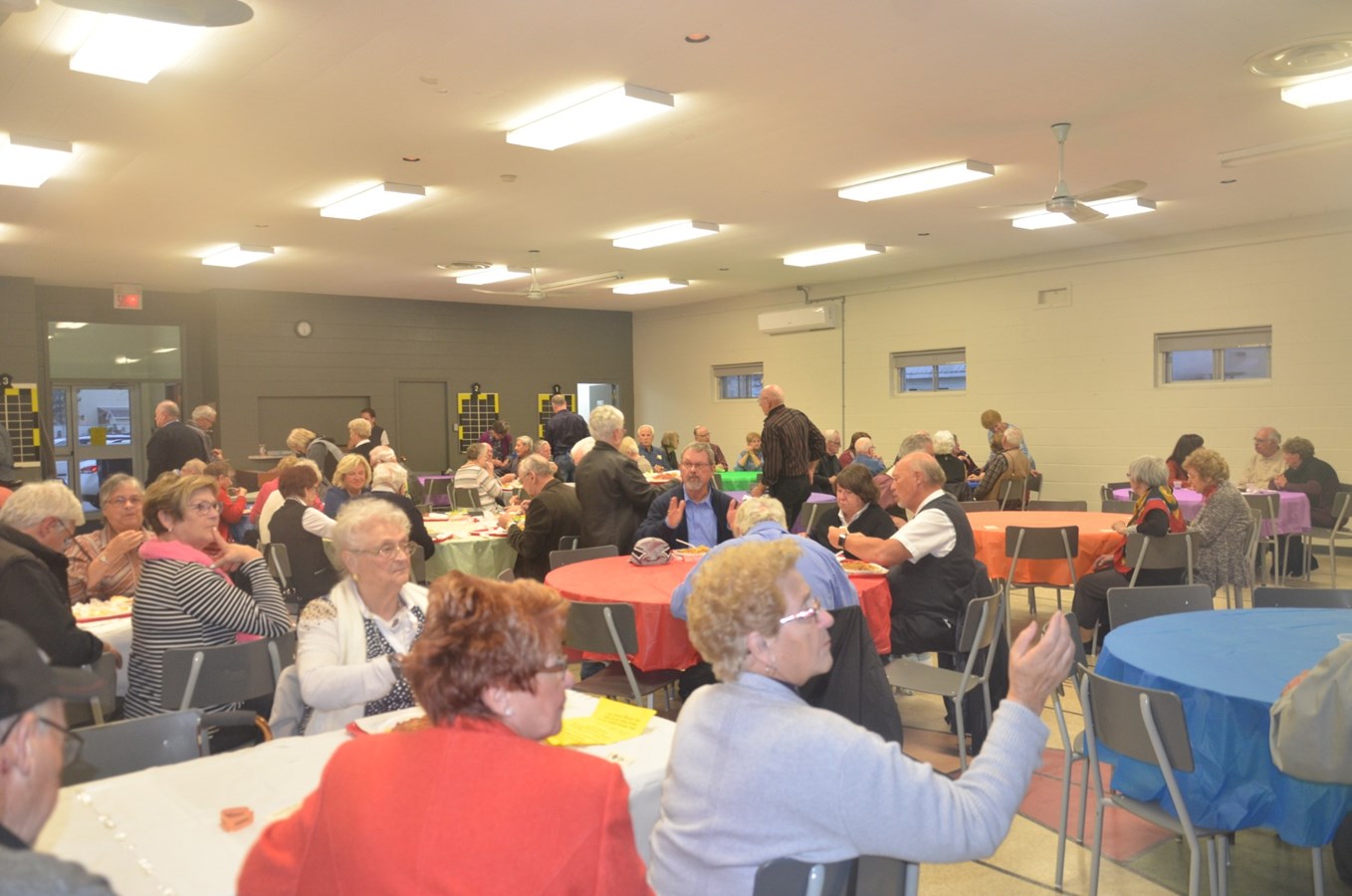 Les Chevaliers de Colomb remettent 2 000 à la Maison de soins