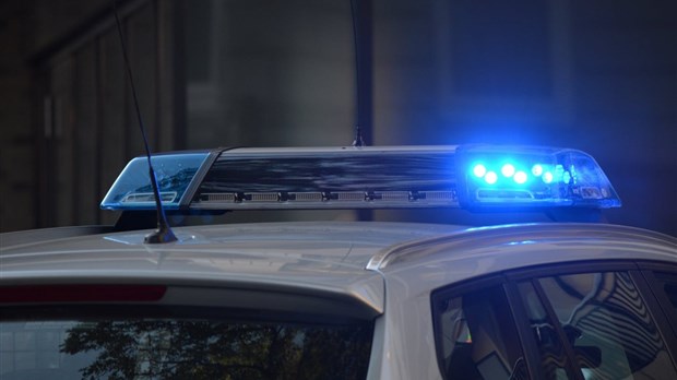 Collision entre une voiture et un train à Les Coteaux