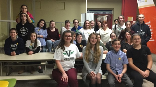 Des élèves de Rigaud amassent 1 347 $ pour le Relais pour la vie