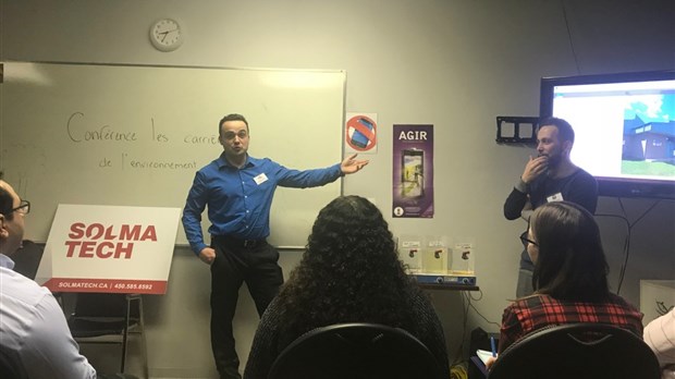 Opérateur à l'usine de traitement des eaux et conférencier 