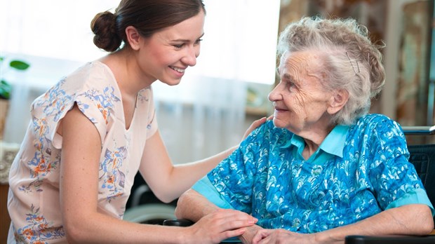 Maintien à domicile des personnes âgées : quelles sont les solutions?