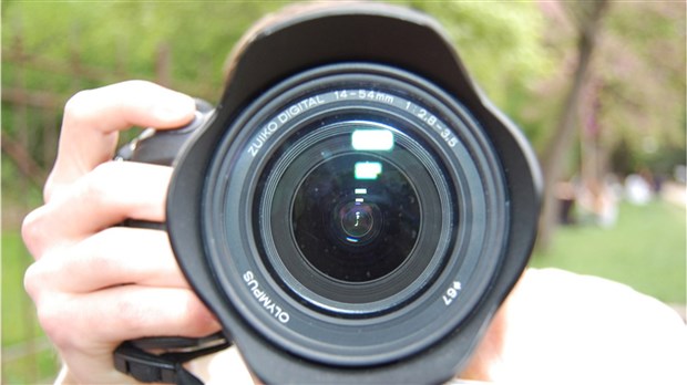 Mesdames, posez pour le rose du 6 au 14 avril 