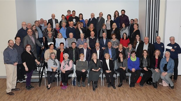 Vaudreuil-Dorion remet 470 000 $ à ses organismes