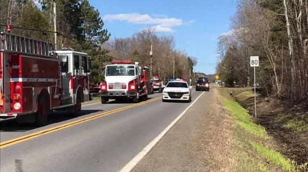 Feu de broussailles à Très-Saint-Rédempteur