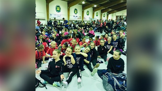 17 athlètes de Gymini ont représenté la région à  Amos