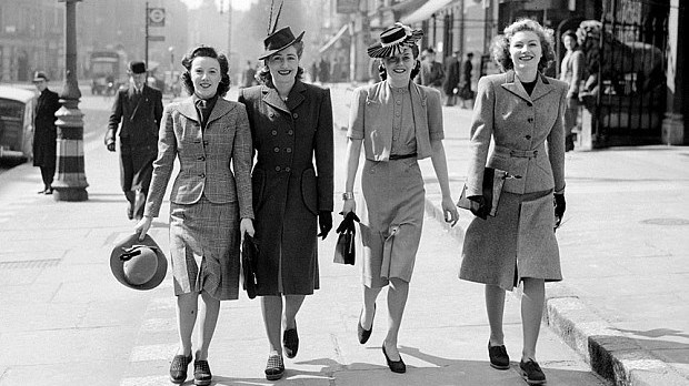 La mode au fil du temps : des conventions sociales en évolution