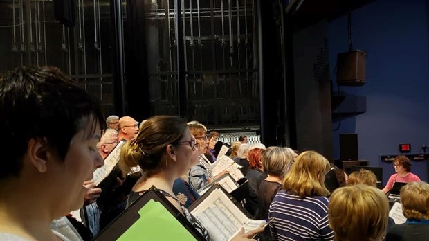 Amour, bonheur et chansons pour le 50e anniversaire du Choeur des Gondoliers 