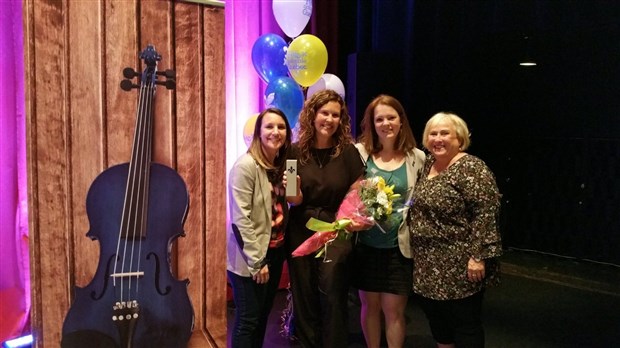 Véronique Cunche de la Ville de Rigaud est récompensée par la Société nationale des Québécois du Suroît