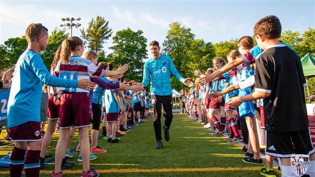 L’Impact de Montréal fait des centaines d’heureux à Saint-Lazare