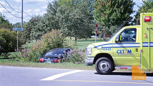 Une automobiliste fait une sortie de route à Saint-Polycarpe