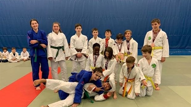 Les judokas du Club de judo du Centre Multisports remportent 10 médailles